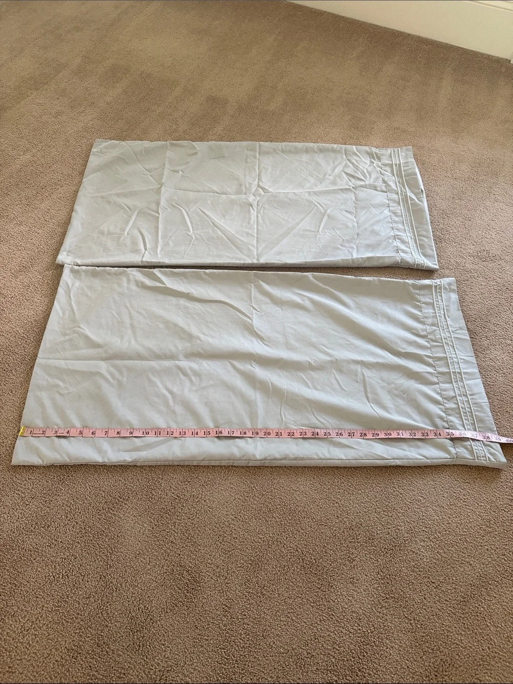 Set of 2 Cotton Pillowcases in Light Gray — Soft Hotel-Style Finish